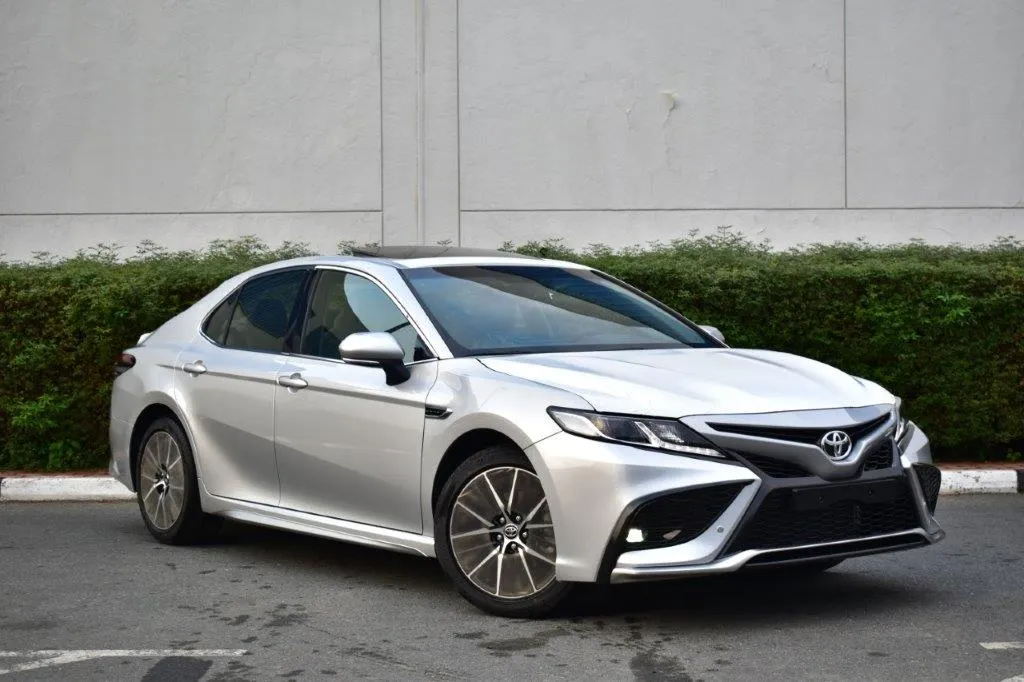 2023 MODEL TOYOTA CAMRY SE 2.5L PETROL AUTOMATIC | TOYOTA SEDAN | SAHARA MOTORS FZE