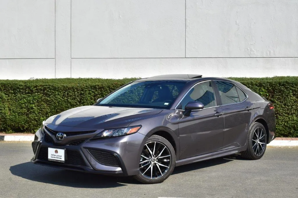 2023 Toyota | Camry SE | Toyota Camry