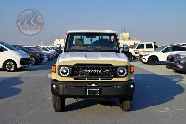 2024 TOYOTA LAND CRUISER 79 SINGLE CAB PICKUP DLX 2.8L TURBO DIESEL 4WD AUTOMATIC NEW