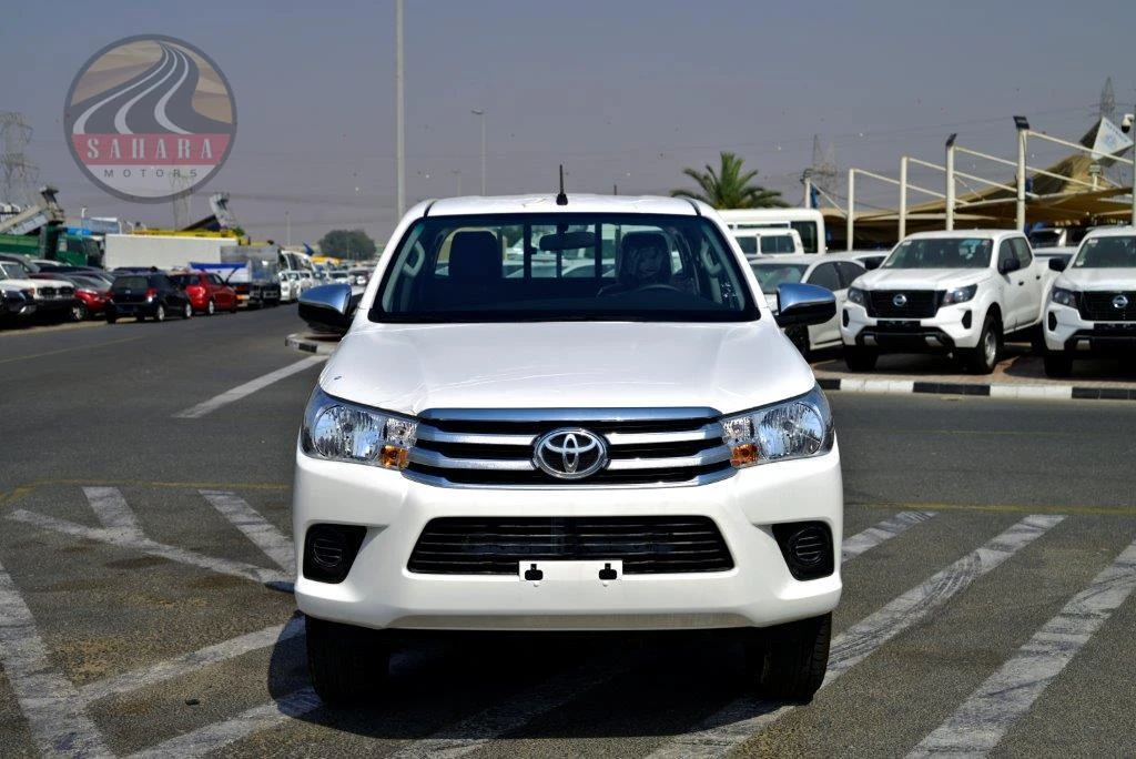 2024 TOYOTA HILUX DOUBLE CAB GL 2.7L PETROL 4X4 AUTOMATIC NEW