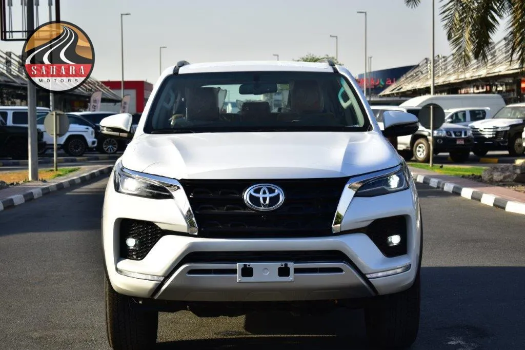 2025 TOYOTA FORTUNER VXR LIMITED V6 4.0L 4WD 7-SEATER AUTOMATIC