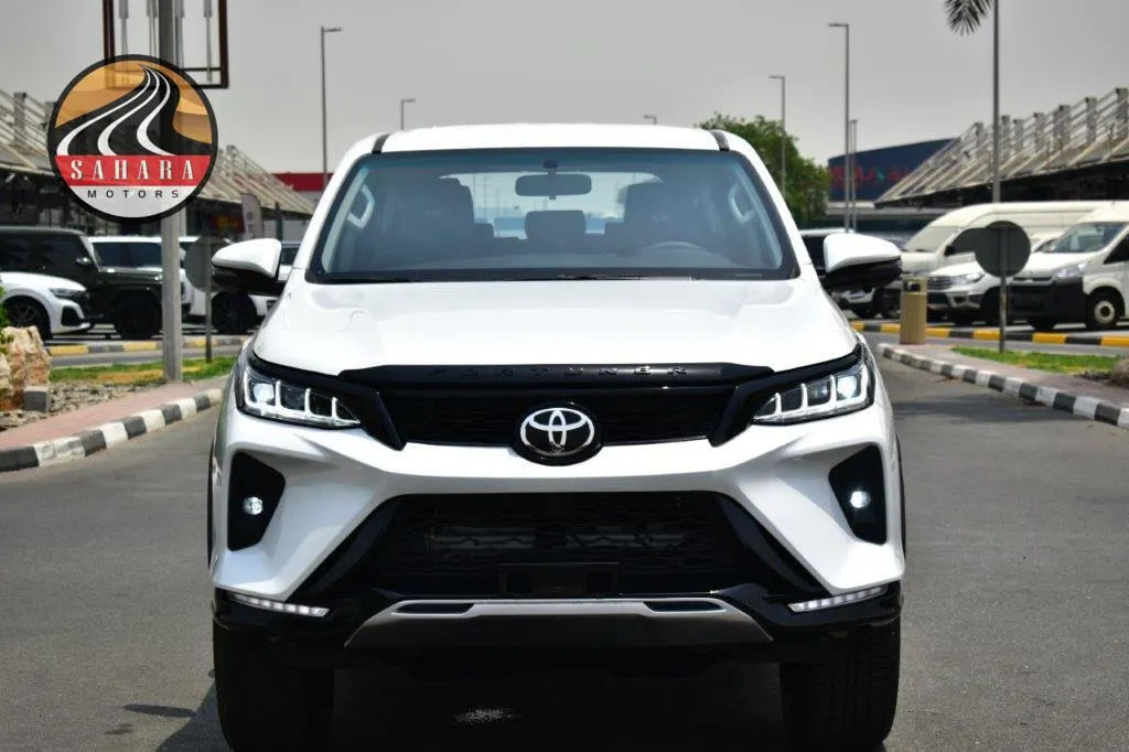 2025 TOYOTA FORTUNER GR 2.7L PETROL 4WD 7 SEAT AUTOMATIC