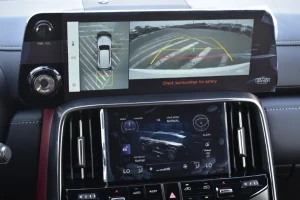 LEXUS LX600 display
