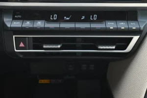 TOYOTA CAMRY controls
