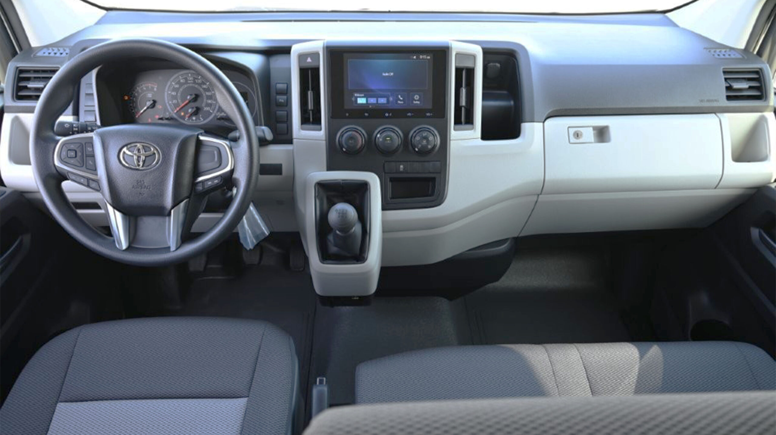 2026 TOYOTA HIACE PANEL VAN MID V6 3.5L 6 SEATER MT