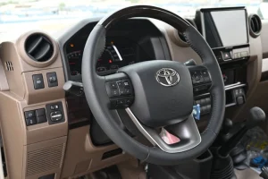 Toyota Land Cruiser 79 Steering