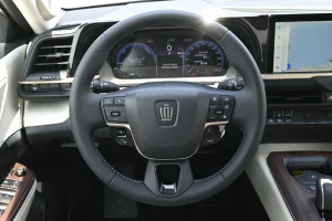 Toyota Crown steering