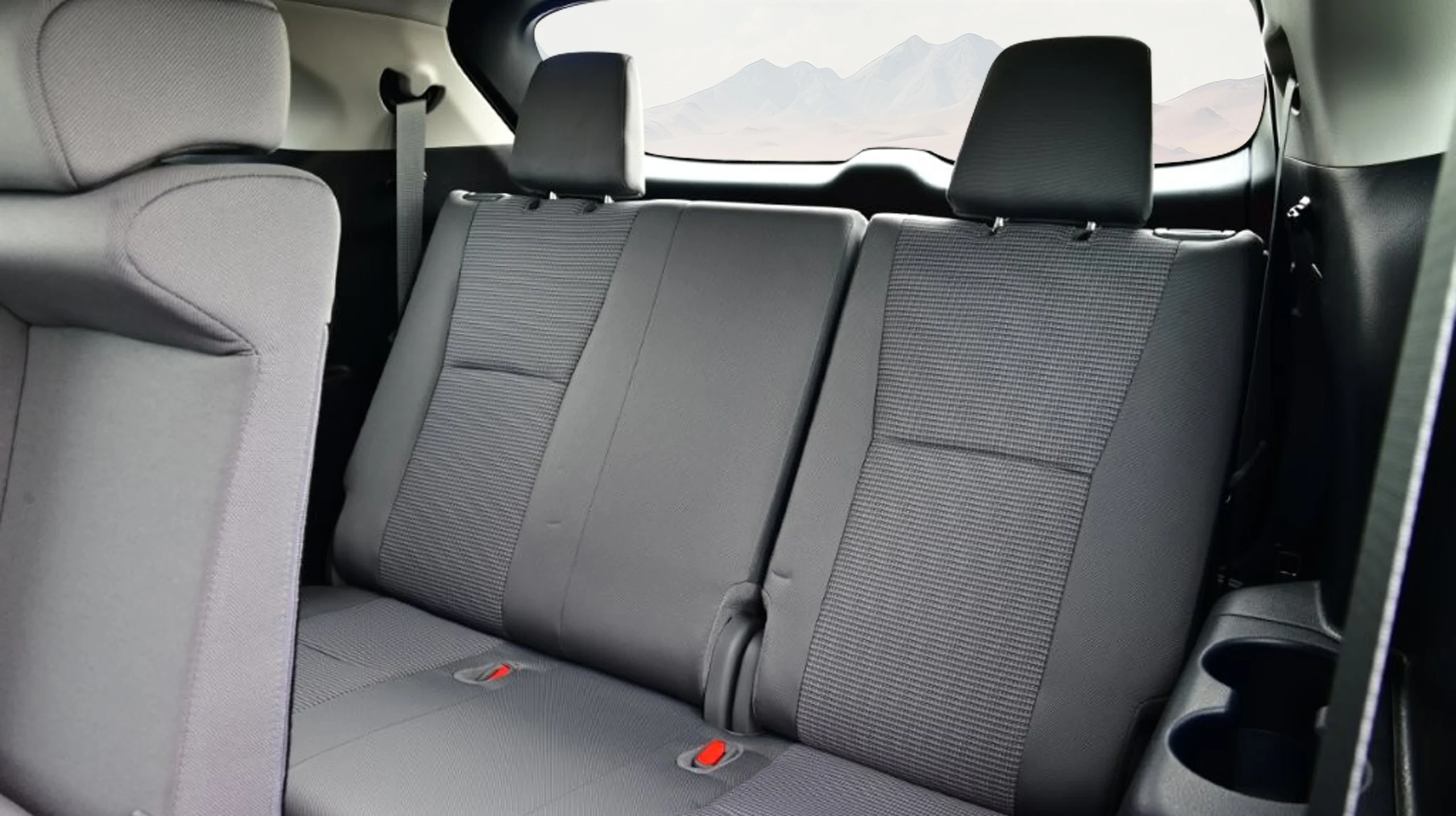 2025 TOYOTA HIGHLANDER HYBRID GLE 2.5L AWD 7 SEATER AUTOMATIC