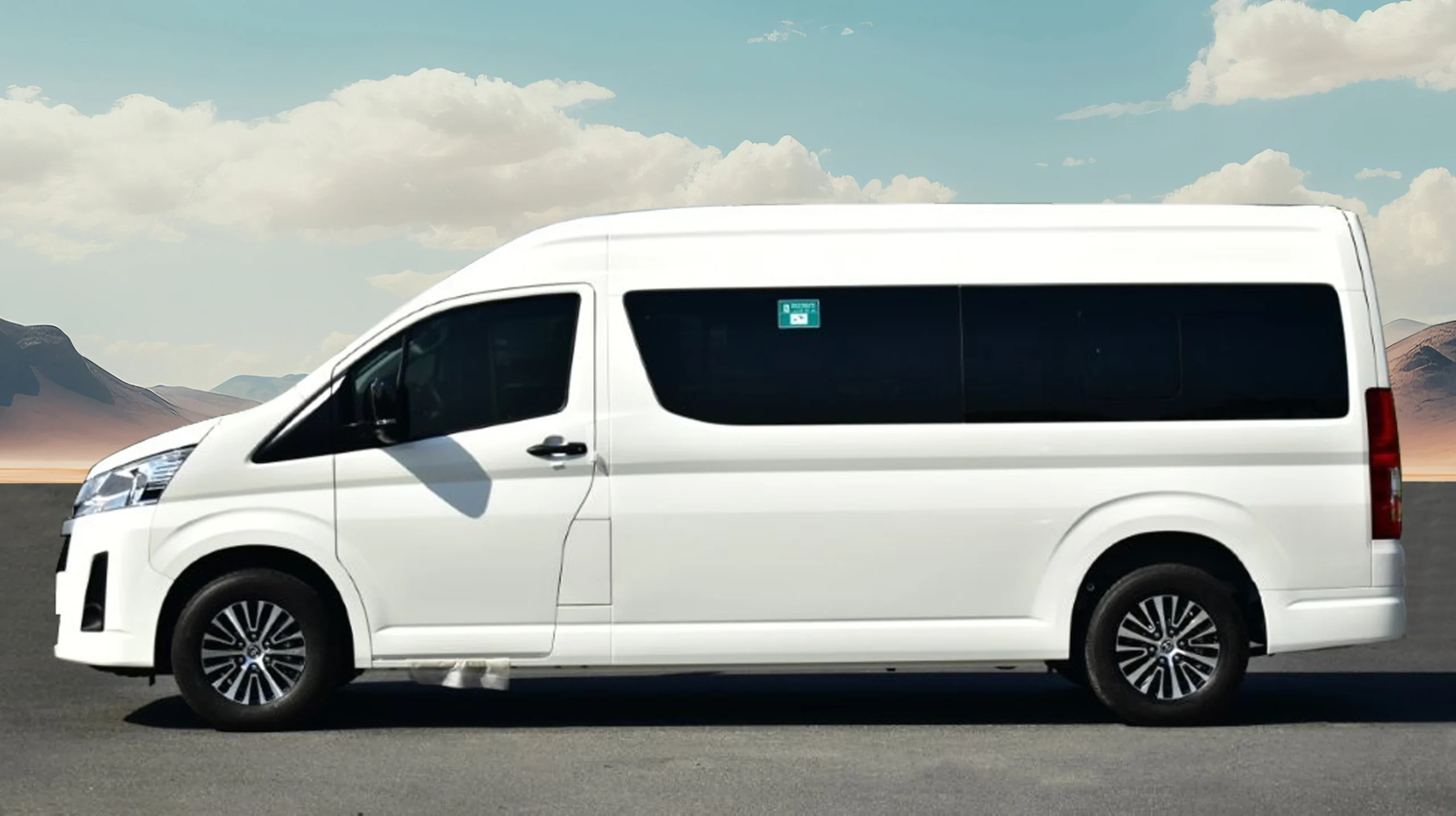 2026 TOYOTA HIACE HIGH ROOF BUS DX 2.8L DIESEL 13-SEATER MANUAL