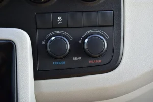 Toyota Hiace Rear Air Conditioning Control Panel