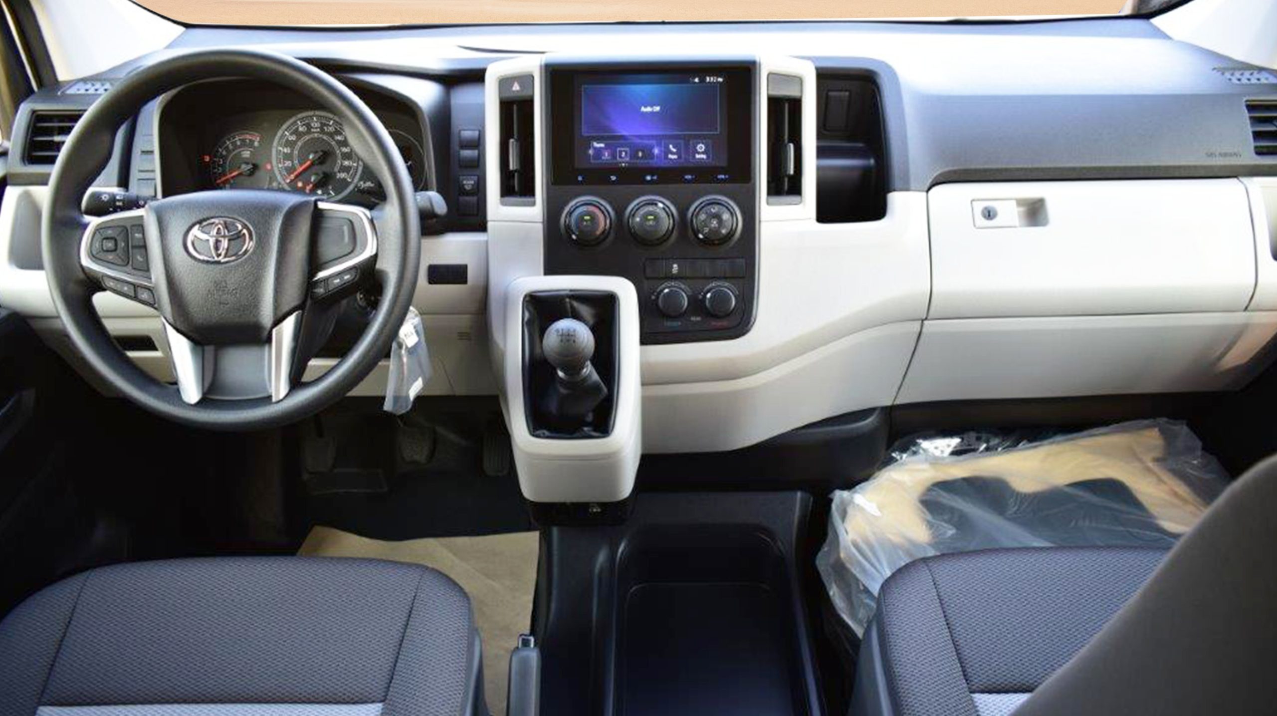 2026 TOYOTA HIACE HIGH ROOF DX 3.5L PETROL 13-SEATER MT