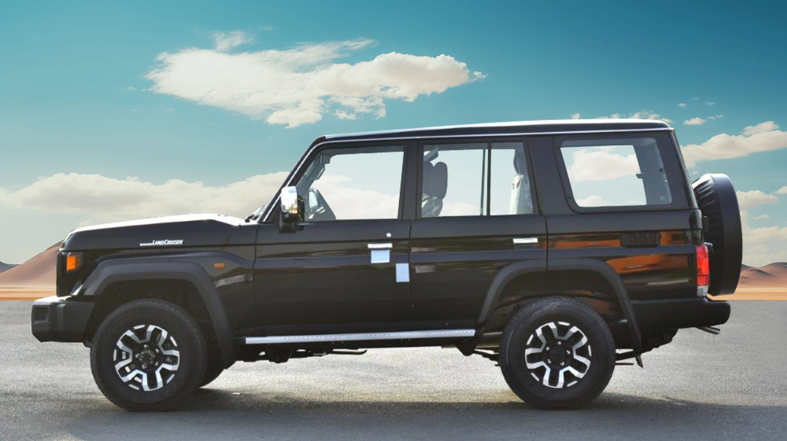 2025 TOYOTA LAND CRUISER 76 HARDTOP SDLX 2.8L DIESEL 4WD 5-SEATER AUTOMATIC