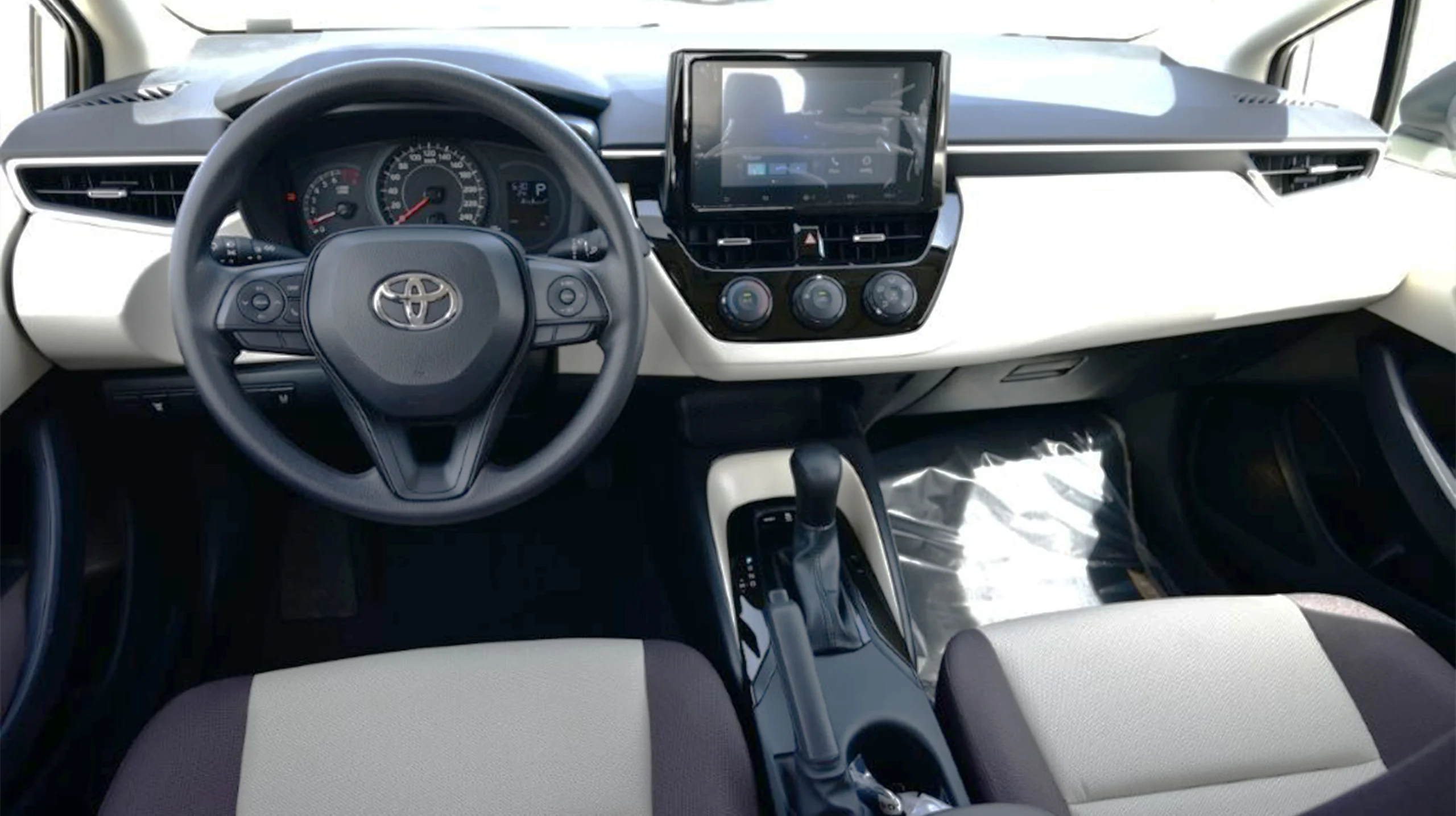 2026 TOYOTA COROLLA XLI-V 2.0L PETROL AUTOMATIC TRANSMISSION