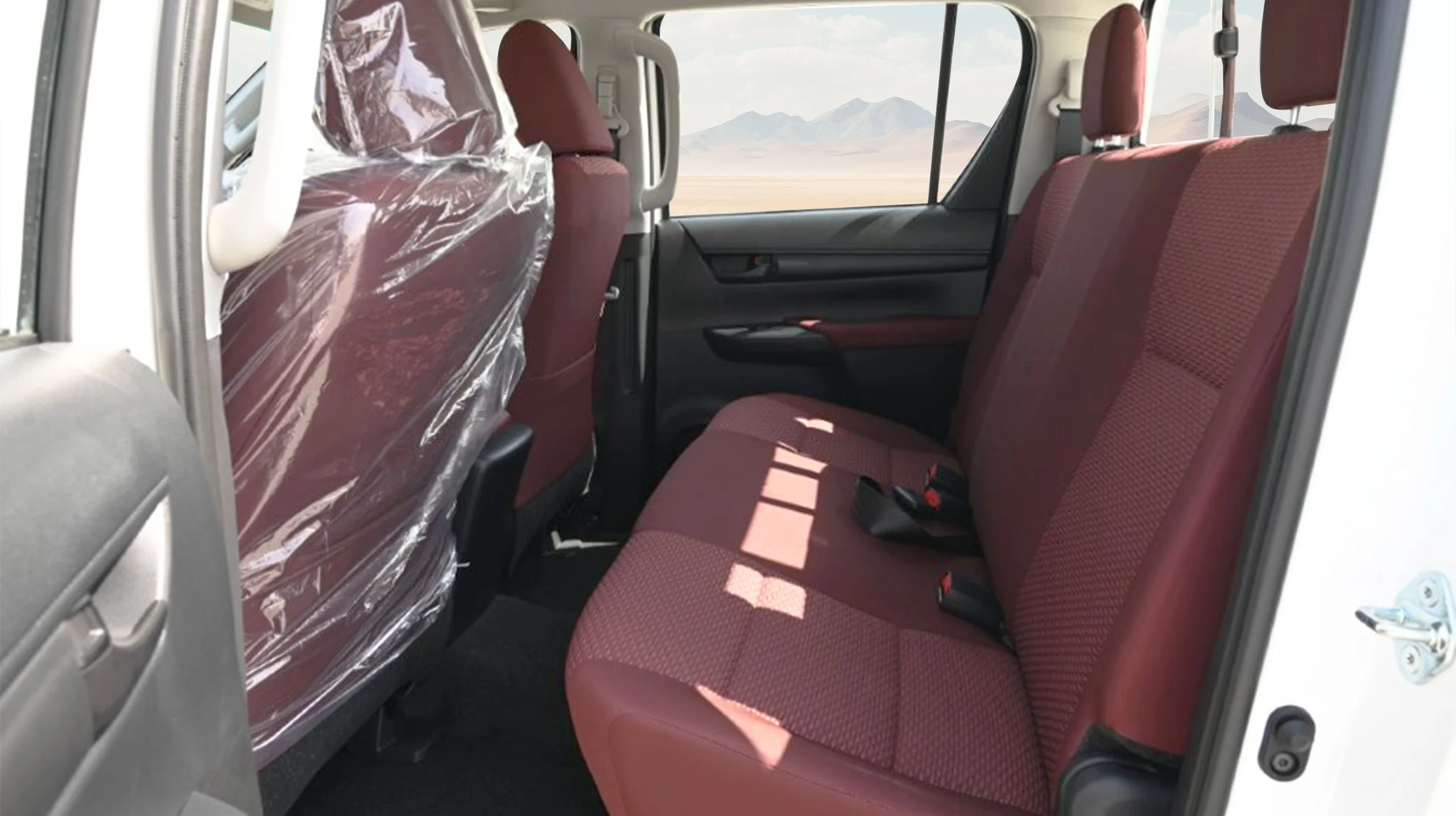 2026 TOYOTA HILUX DOUBLE CAB PICKUP DLX-G 2.4L DIESEL 4WD AT