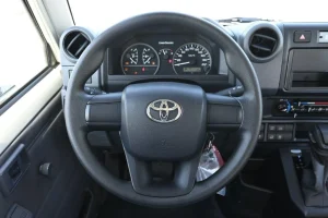 Toyota Land Cruiser 78 steering