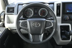 Toyota Hiace High Roof