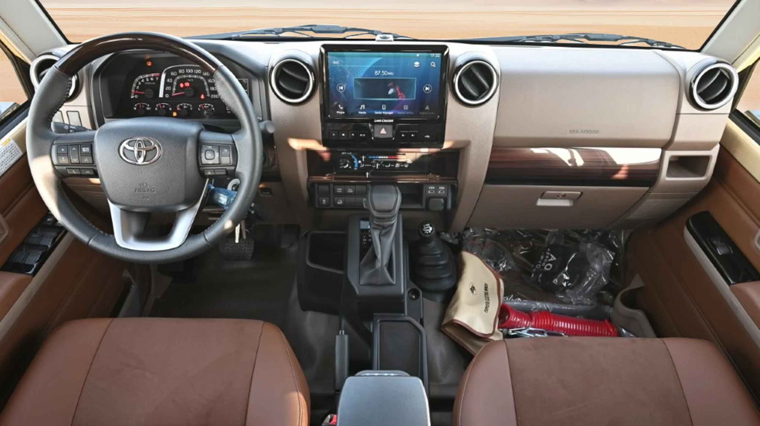2026 TOYOTA LAND CRUISER DOUBLE CAB PICKUP LX-Z1 V6 4.0L PETROL AT