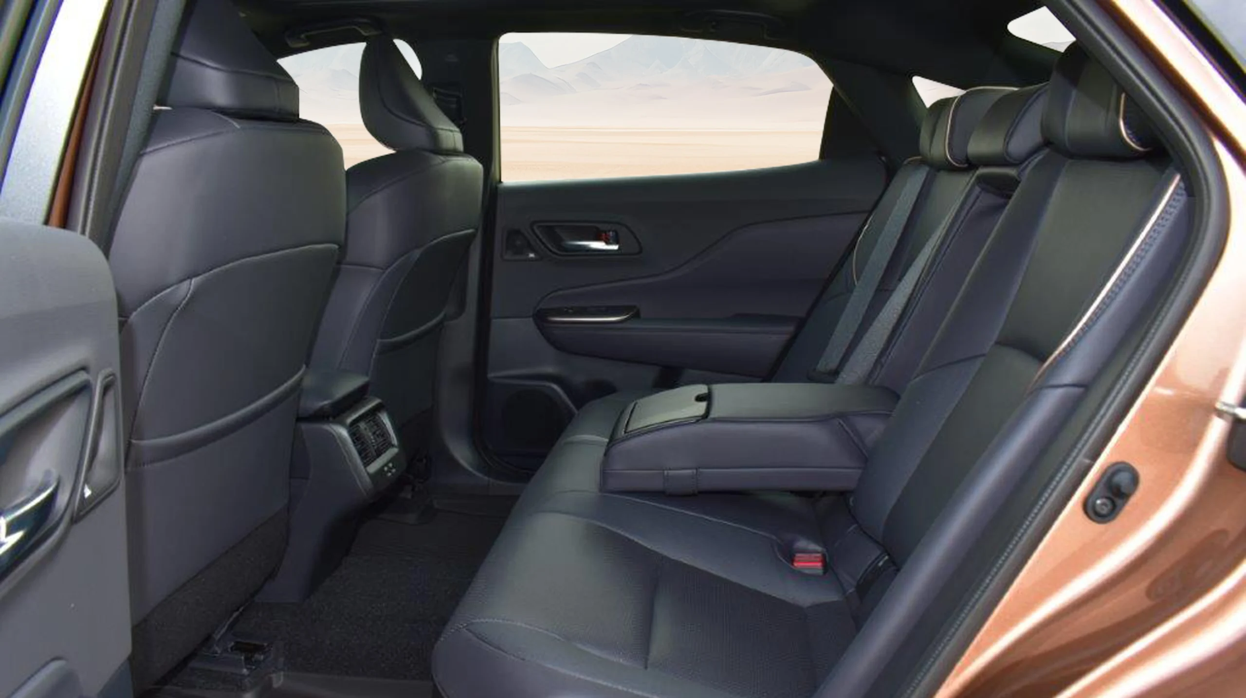 2023 TOYOTA CROWN PLATINUM HYBRIDMAX 2.4L AWD AUTOMATIC – TWO TONE