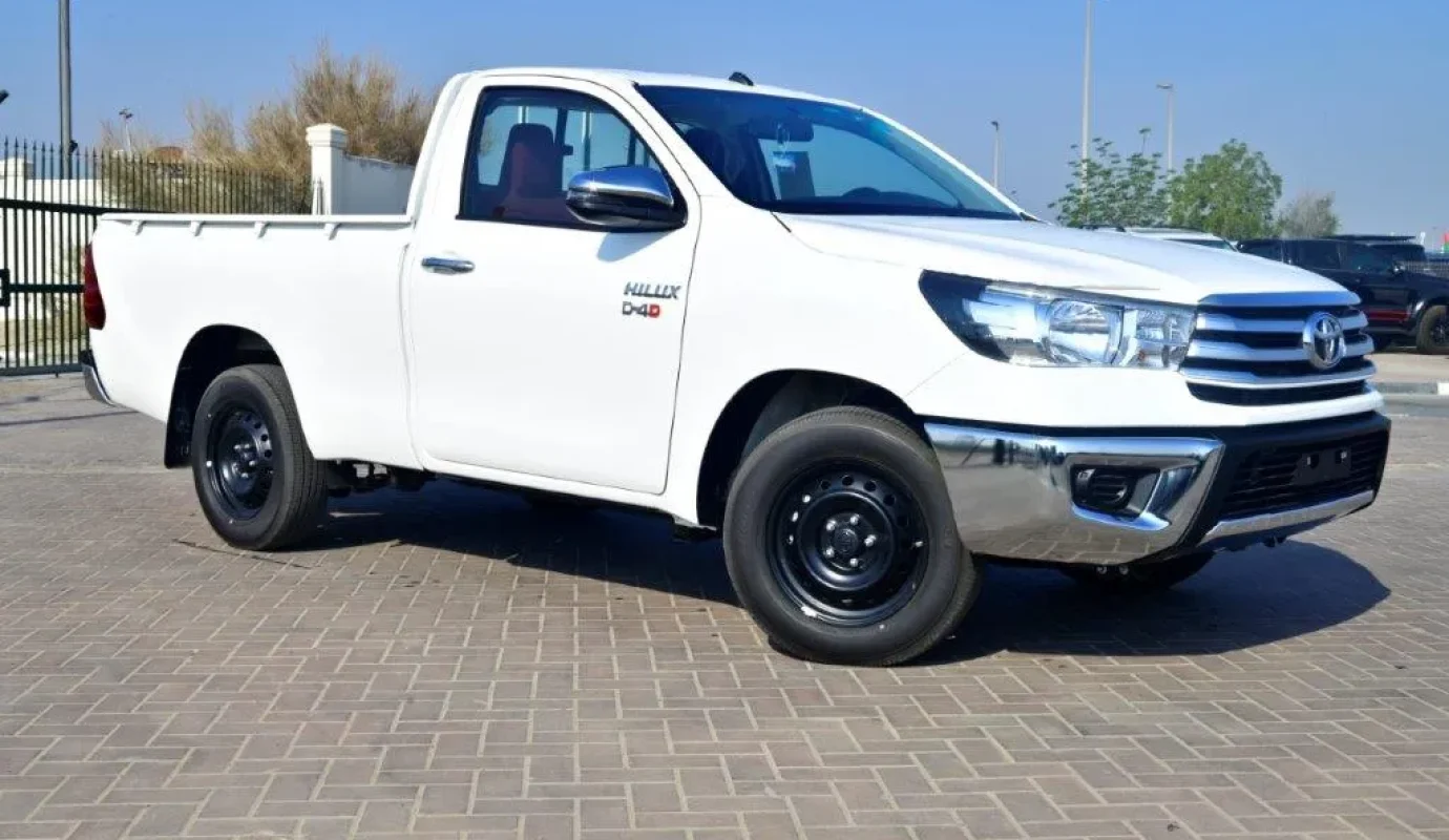 2025 TOYOTA HILUX SINGLE CAB GL 2.4L DIESEL 4X2 MANUAL TRANSMISSION