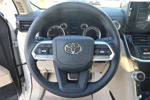 TOYOTA LANDCRUISER 300 GXR