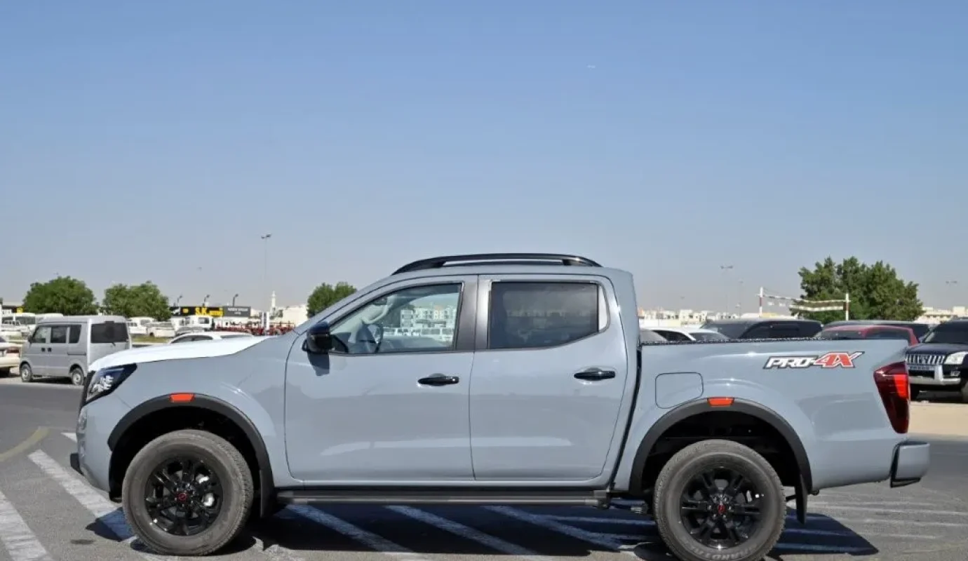 2025 NISSAN NAVARA DOUBLE CABIN PICKUP PRO 2.5L DIESEL 4WD AUTOMATIC TRANSMISSION