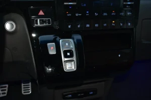 Hyundai Staria Van