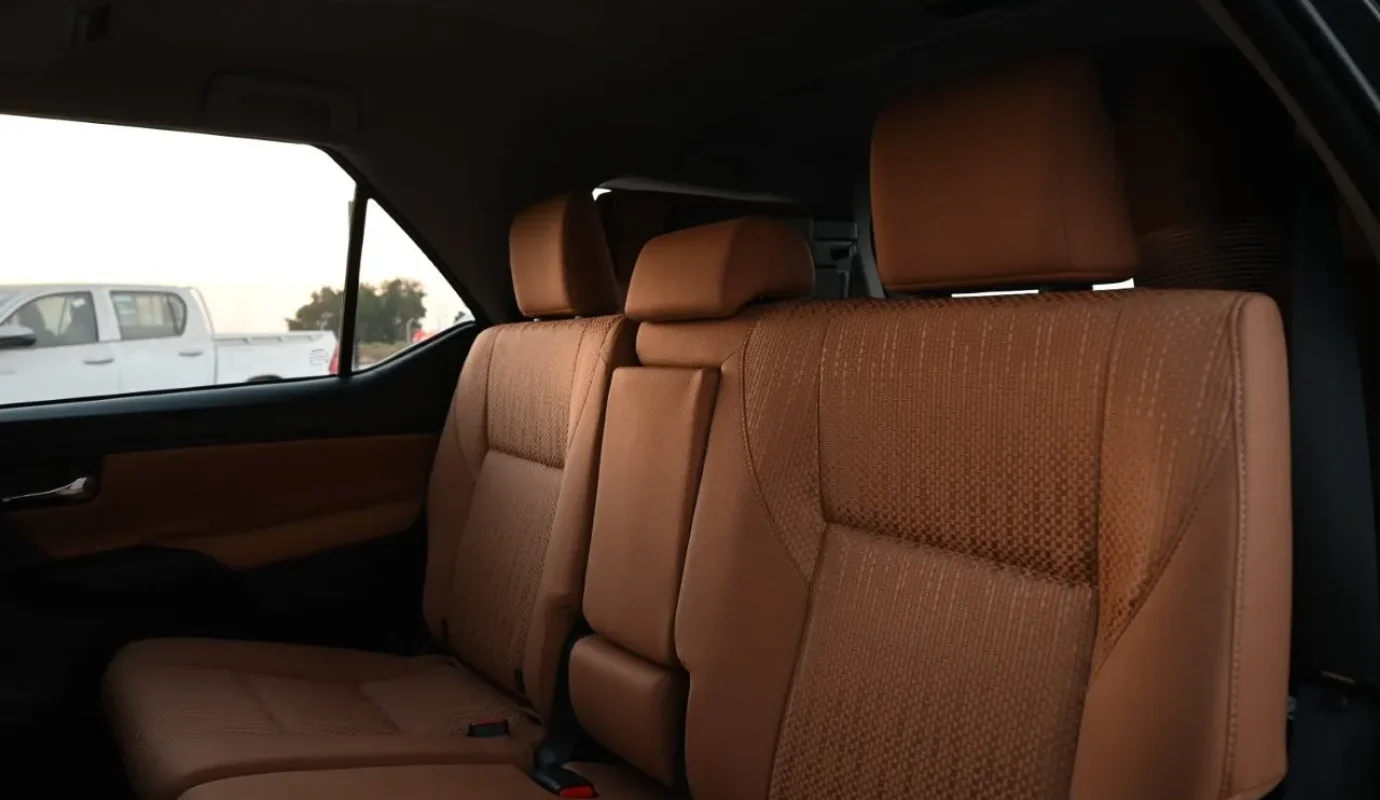 2025 TOYOTA FORTUNER EXR 2.7L PETROL 4WD 7 SEAT AUTOMATIC TRANSMISSION