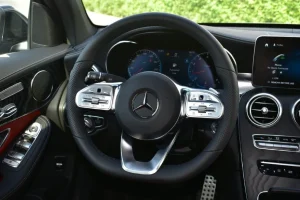 Mercedes Benz GLC300