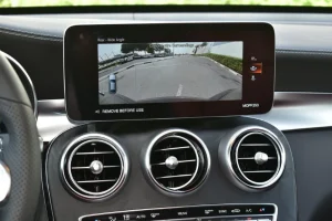 Mercedes Benz GLC300 Screen