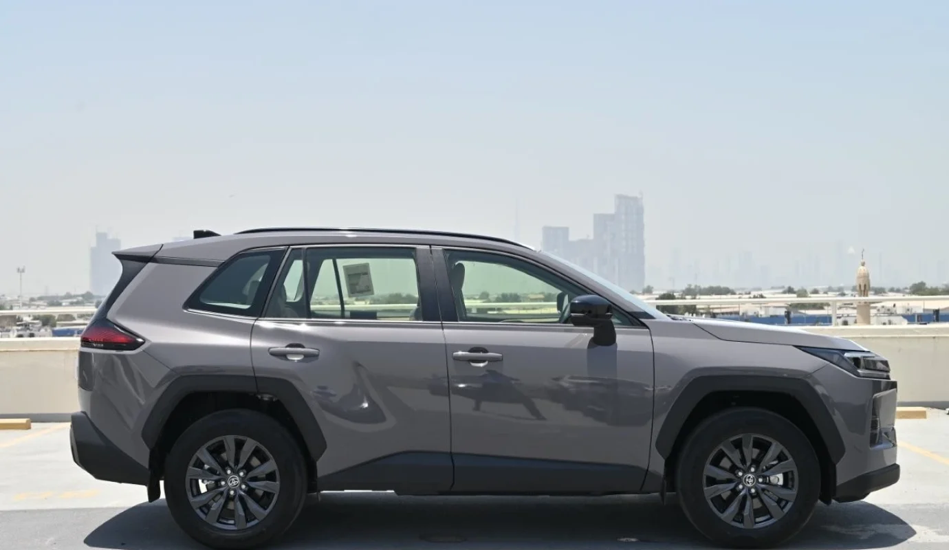 2026 TOYOTA RAV4 XLE HYBRID 2.5L E- AWD 5-SEAT AUTOMATIC