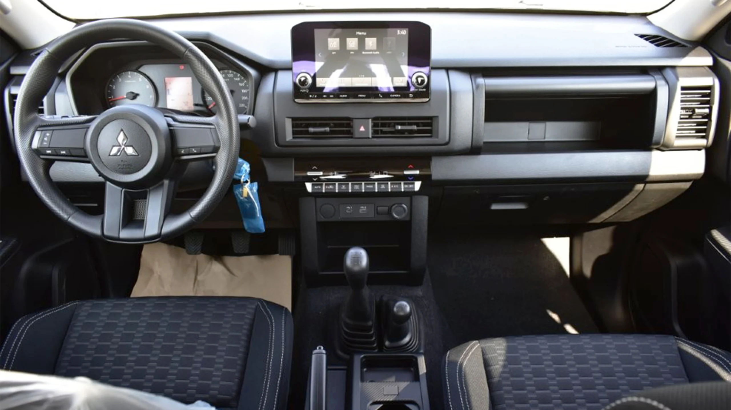 2026 MITSUBISHI L200 DOUBLE CAB PICKUP GLS+ 2.4L PETROL 4WD MT