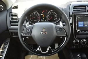 Mitsubishi asx steering