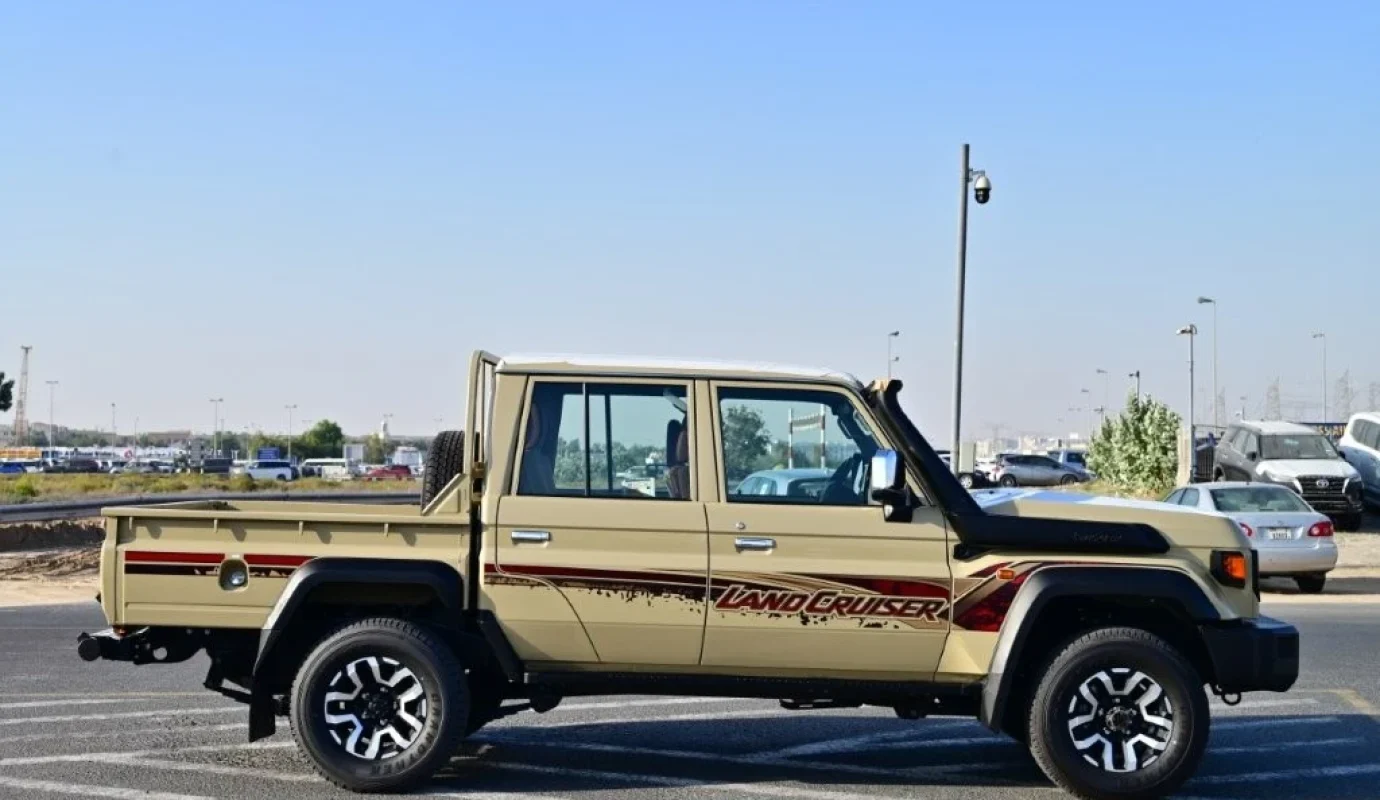 2026 TOYOTA LAND CRUISER DOUBLE CAB PICKUP LX-Z1 V6 4.0L PETROL 4WD 5-SEATER AT