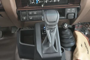 Toyota Land Cruiser LX-Z1 Truck