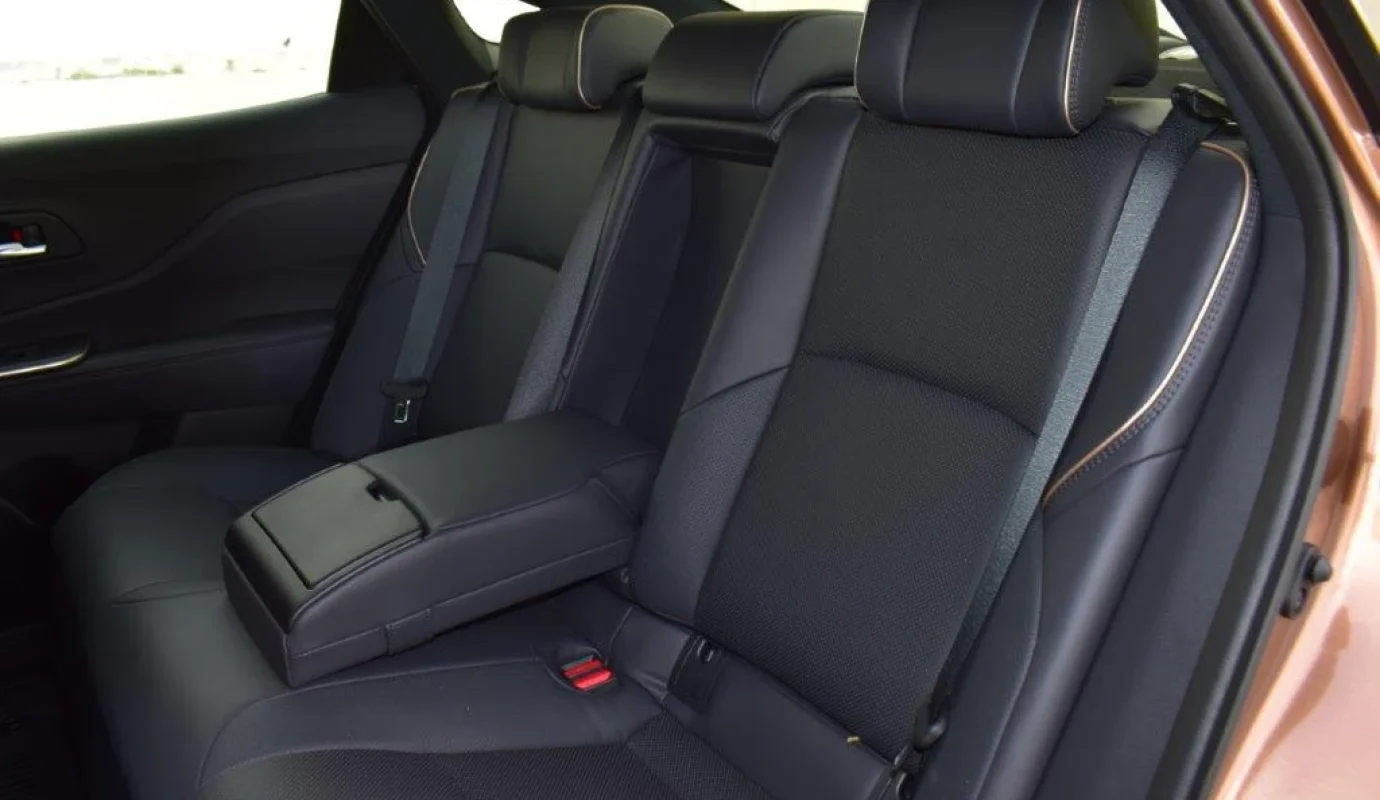 2023 TOYOTA CROWN PLATINUM HYBRIDMAX 2.4L AWD AUTOMATIC – TWO TONE