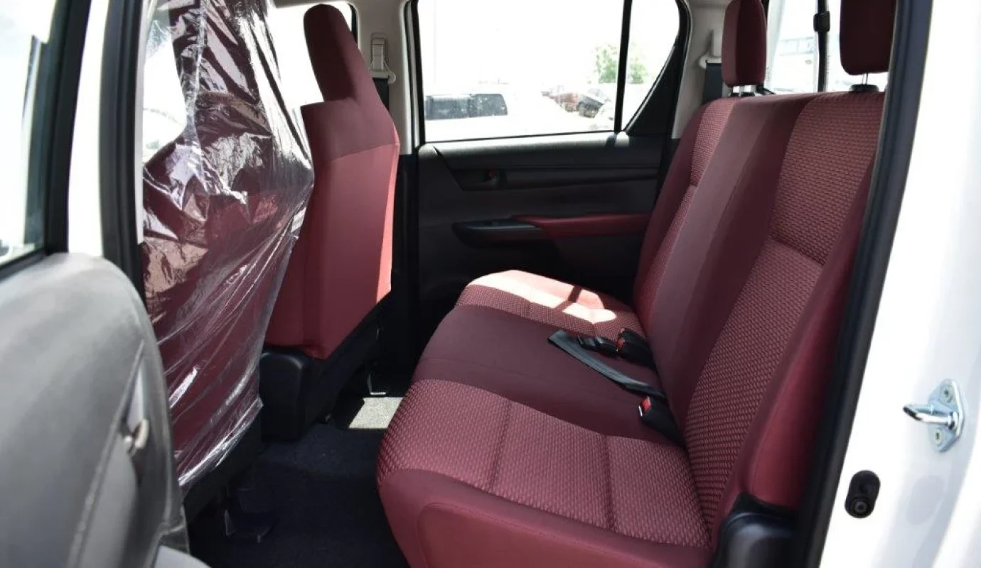 2025 TOYOTA HILUX DOUBLE CAB GL 2.4L DIESEL 4X2 5-SEATER MANUAL