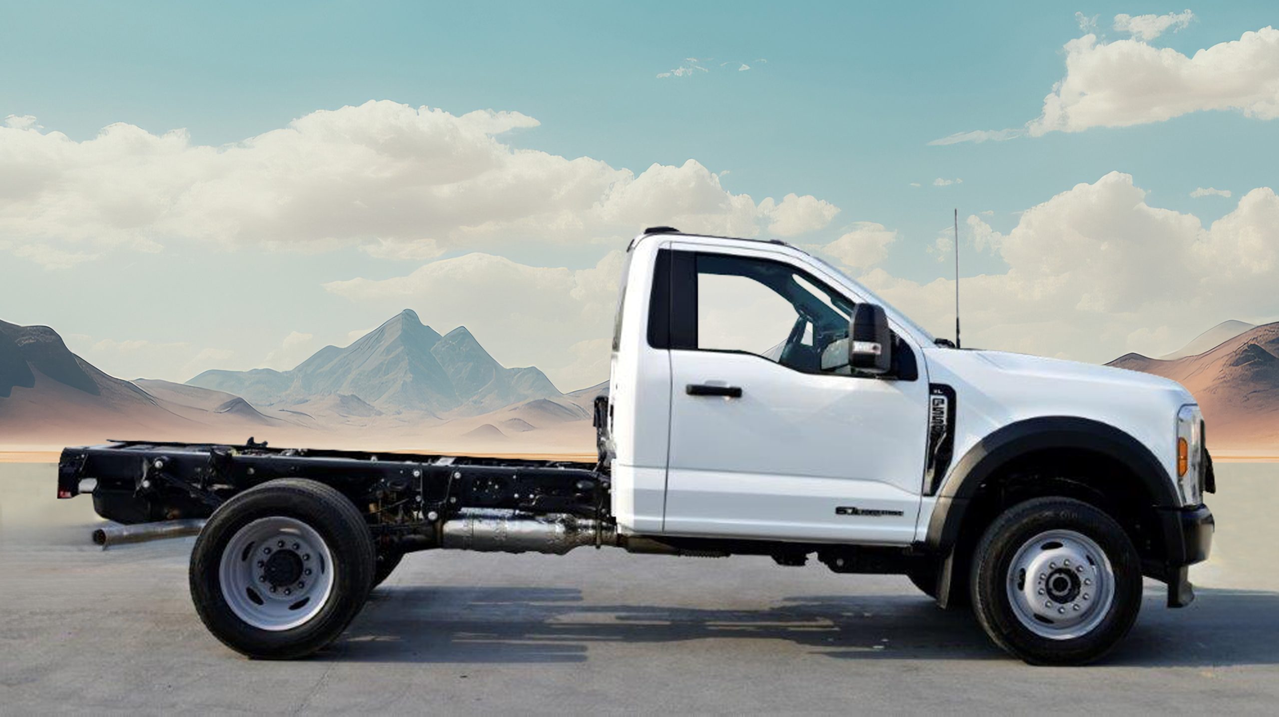 2026 FORD F550 SUPER DUTY REGULAR CHASSIS CAB XL 145” WB 6.7L DIESEL 4X4 10 SPEED AT