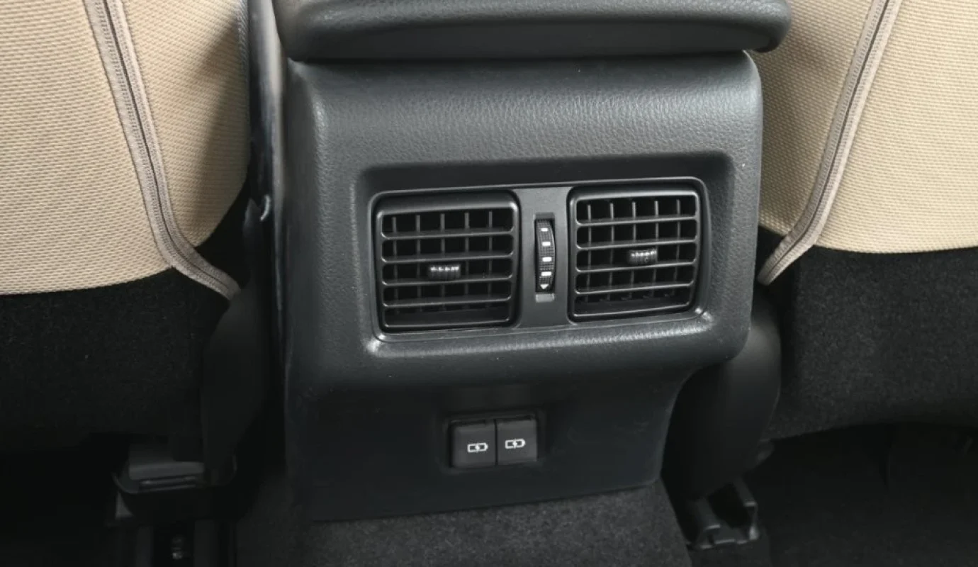 2026 TOYOTA CAMRY E 2.5L 5-SEATER AT