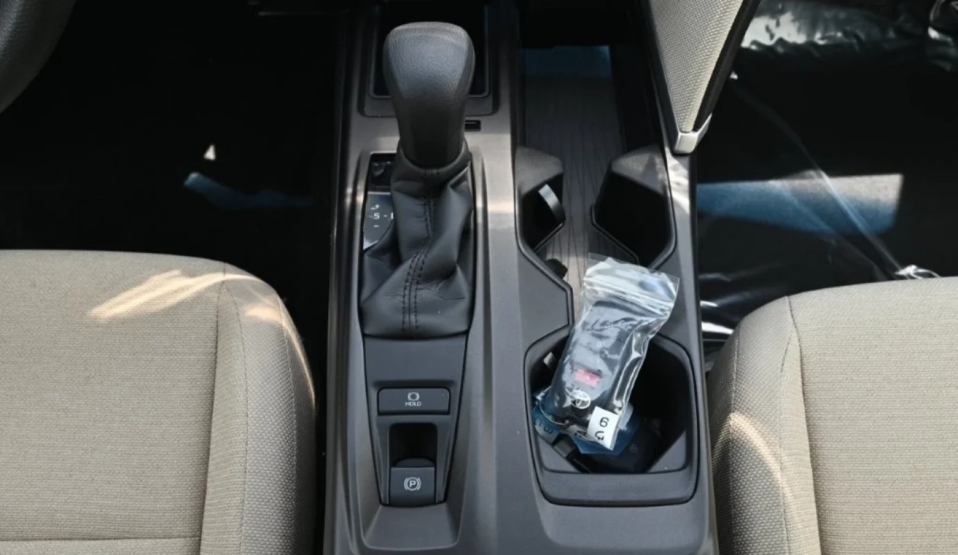 2026 TOYOTA CAMRY E 2.5L 5-SEATER AT