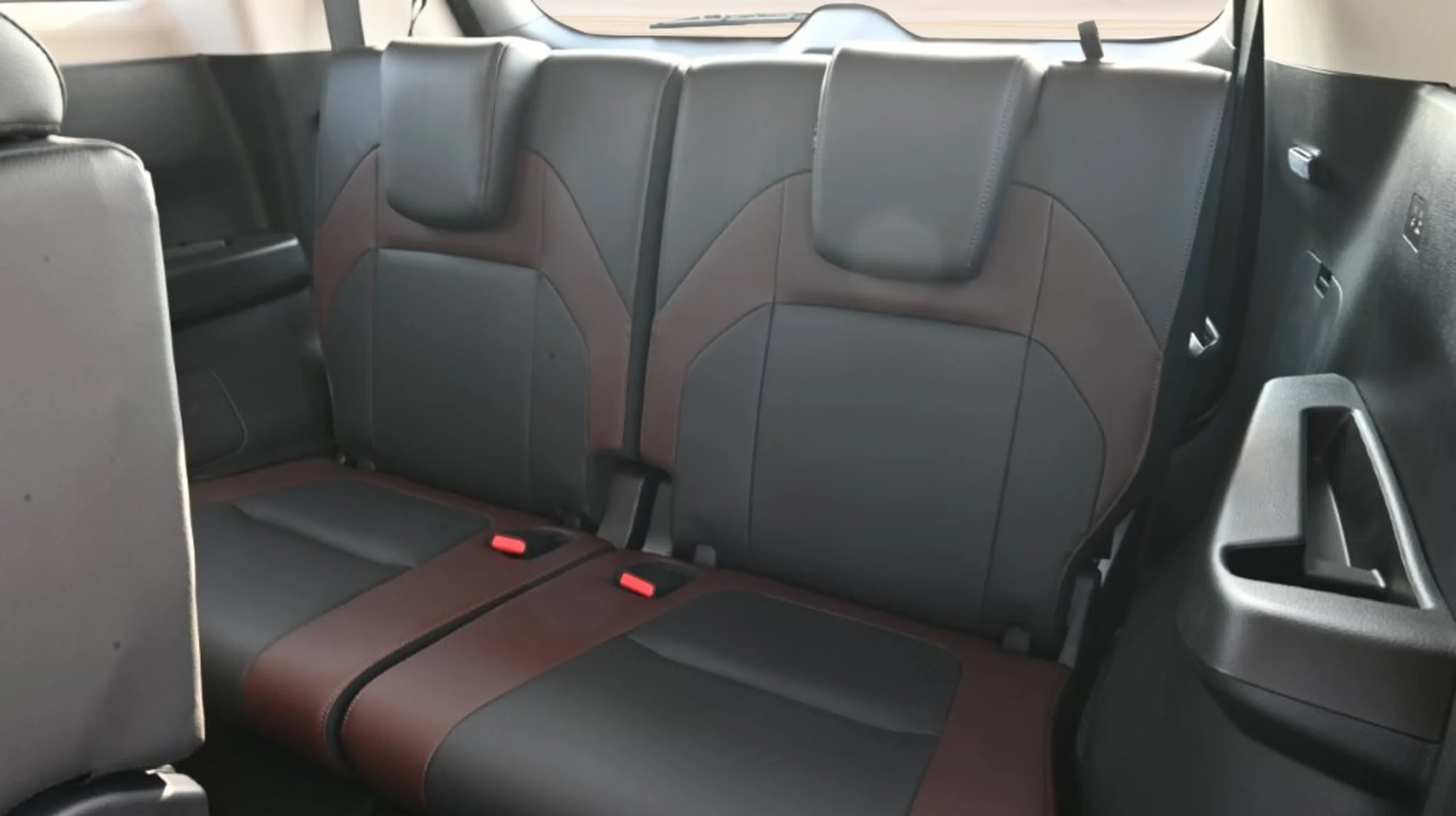 2027 MITSUBISHI DESTINATOR PREMIUM LINE 1.5L 2WD 7-SEATER AT