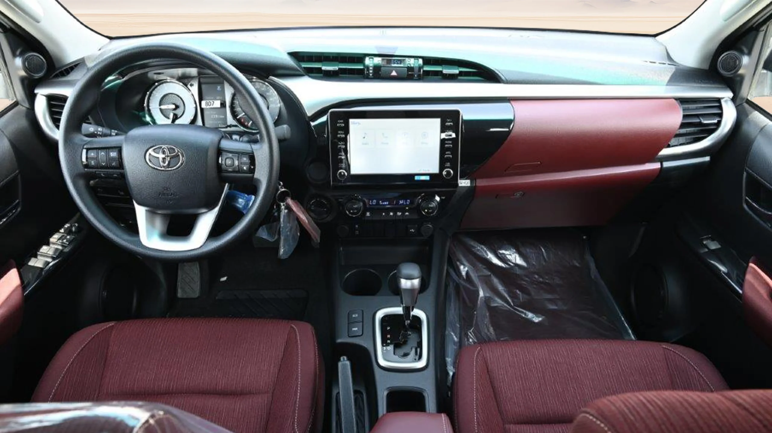 2026 TOYOTA HILUX DOUBLE CAB PICKUP SGLX 2.4L DIESEL 4WD AT