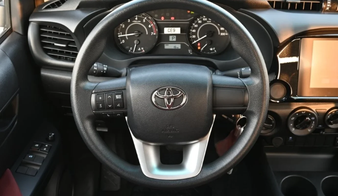 2026 TOYOTA HILUX DOUBLE CAB DLX-G 2.7L PETROL 4WD AT