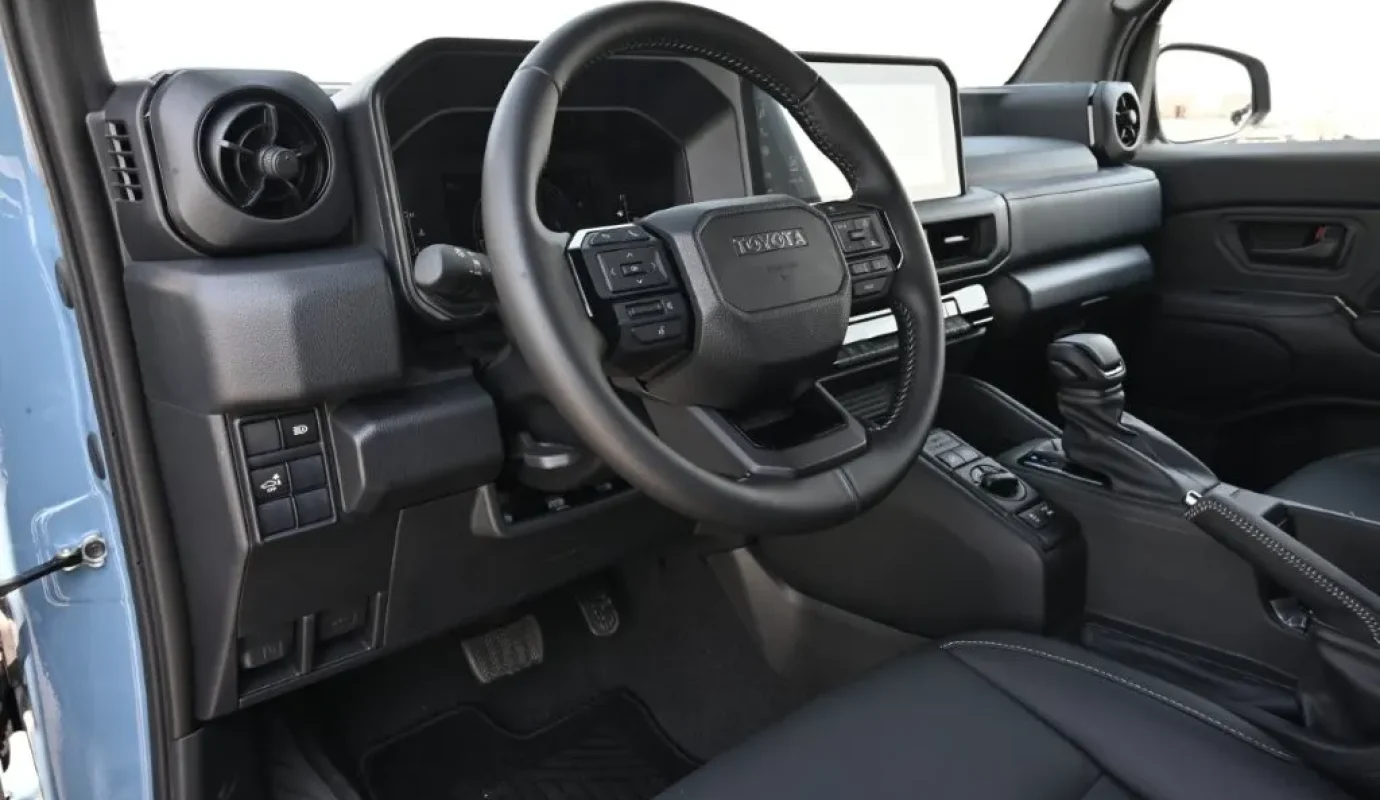 2027 TOYOTA LAND CRUISER FJ GXR 2.7L PETROL 4WD 5-SEATER AT