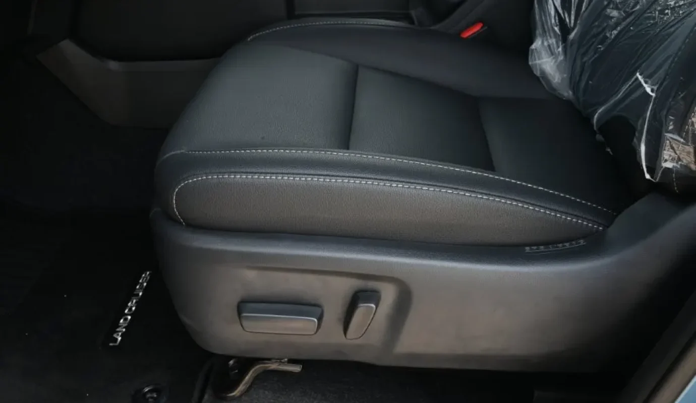 2027 TOYOTA LAND CRUISER FJ GXR 2.7L PETROL 4WD 5-SEATER AT