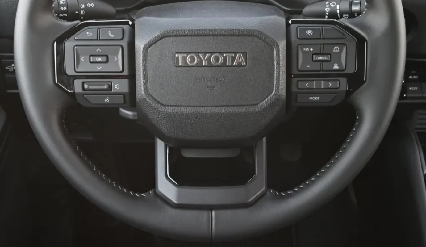 2027 TOYOTA LAND CRUISER FJ GXR 2.7L PETROL 4WD 5-SEATER AT