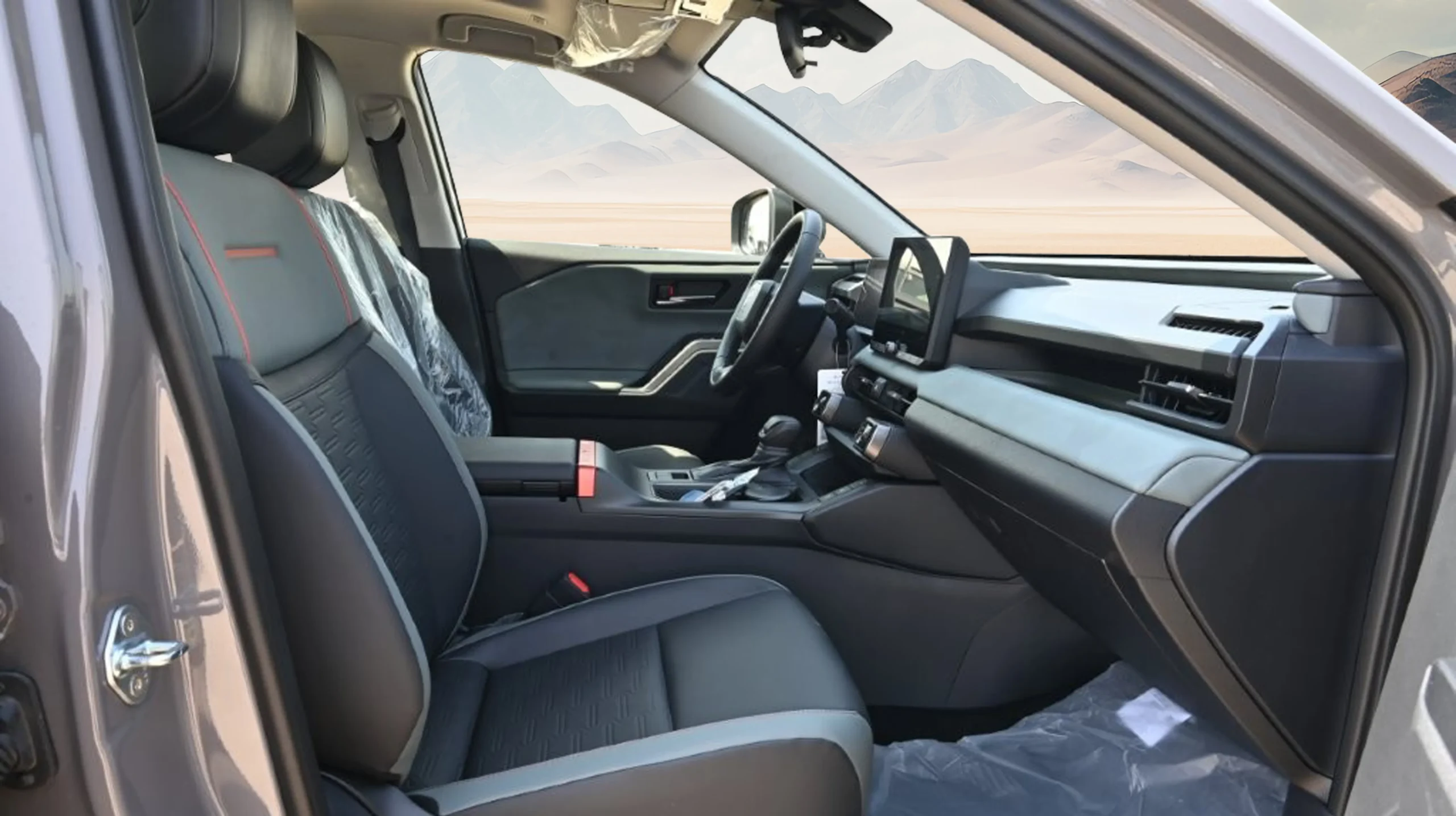 2026 TOYOTA RAV4 HYBRID ADVENTURE 2.5L AWD 5-SEATER AT