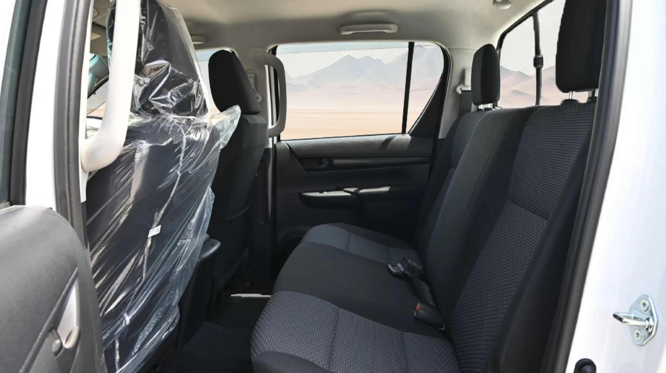 2026 TOYOTA HILUX DOUBLE CAB PICKUP DLX-G 2.4L DIESEL 4WD 5-SEATER MT