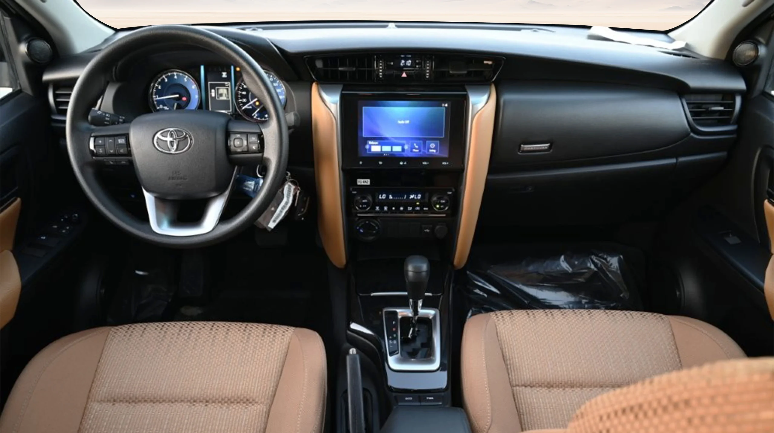 2026 TOYOTA FORTUNER E1 2.7L PETROL 4WD 7-SEATER AT