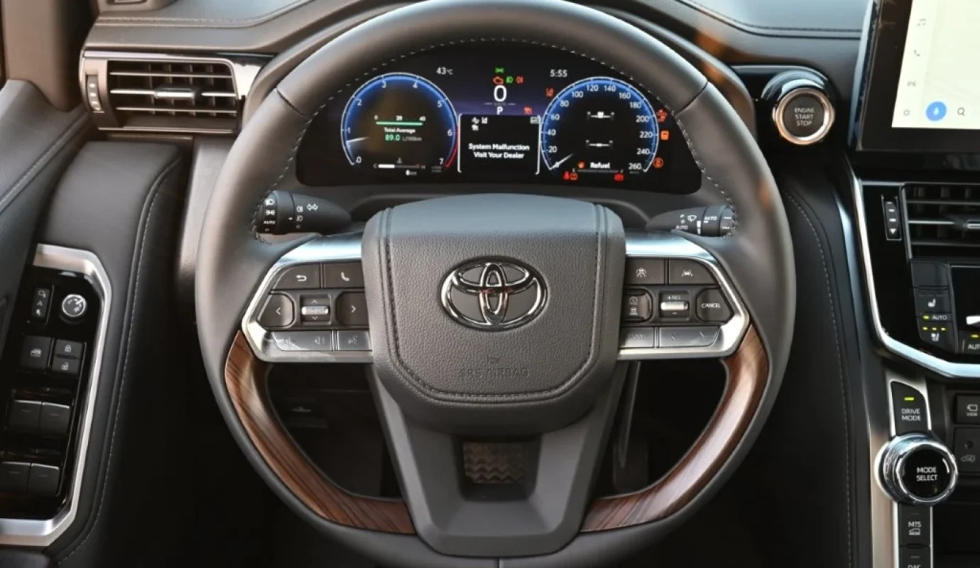 2026 TOYOTA LAND CRUISER 300 VX V6 3.5L PETROL 7-SEATER AT