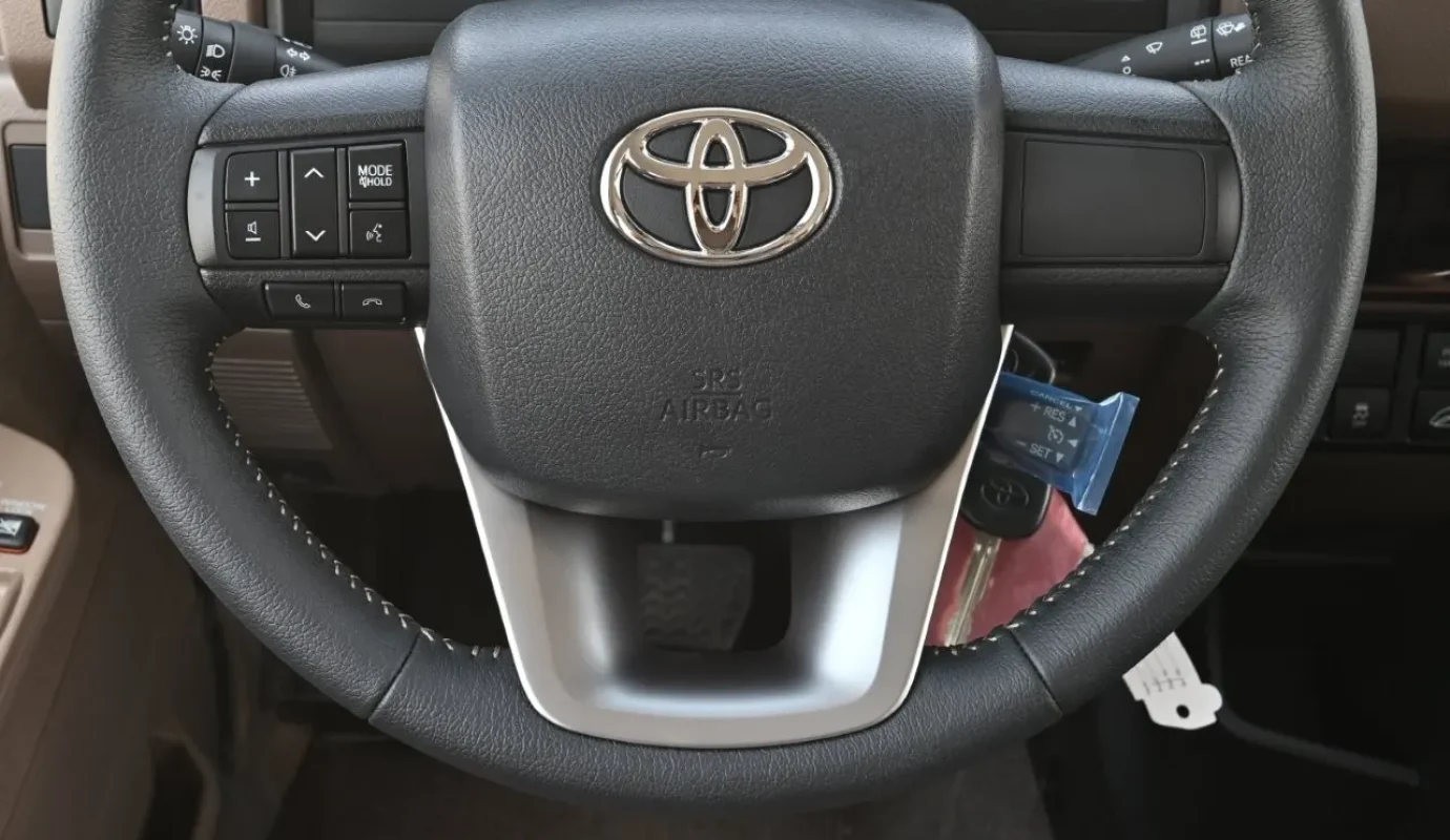 2026 TOYOTA LAND CRUISER 76 HARDTOP DX V6 4.0L 5-SEATER AT